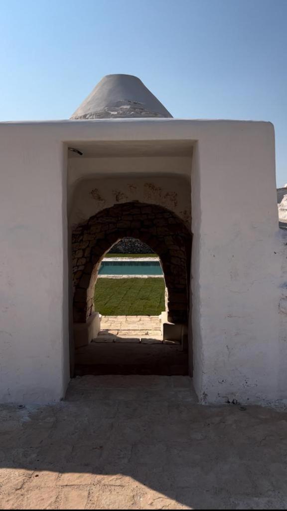 Masseria Castelluzzo Hotel Ceglie Messapica Exterior photo